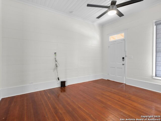 Image 19 of 32 For 315 Barrera St