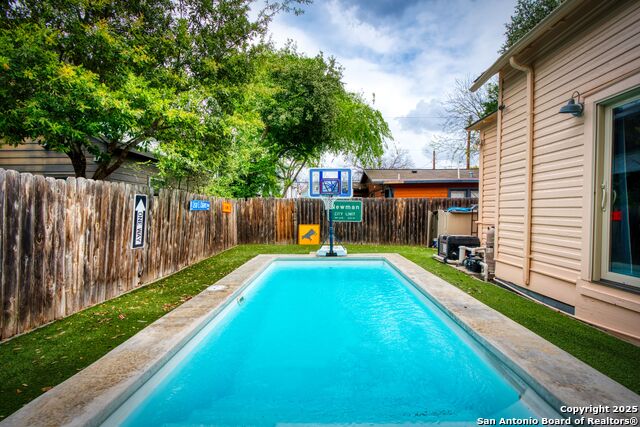 Image 3 of 32 For 315 Barrera St