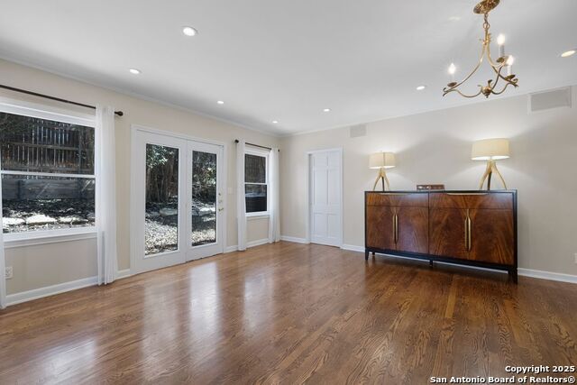 Image 16 of 32 For 112 Coventry Ln