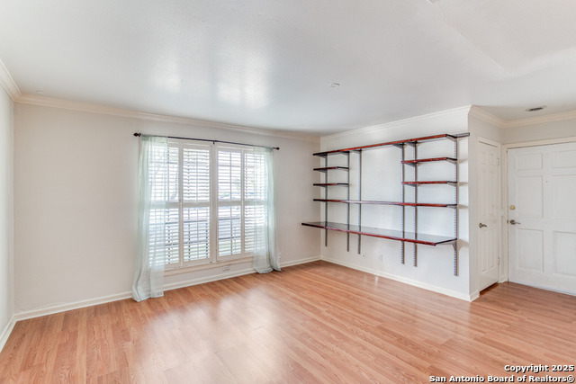 Image 11 of 12 For 165 Rampart Dr W 1203