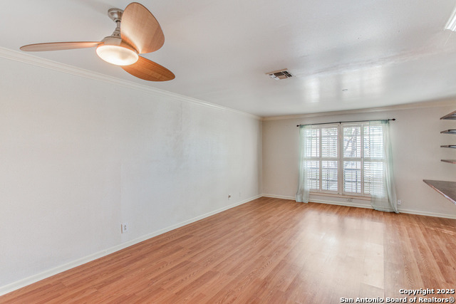 Image 4 of 12 For 165 Rampart Dr W 1203