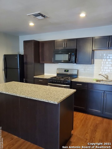 Details for 1024 Woodlawn Ave W 5, San Antonio, TX 78201