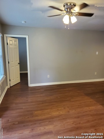 Image 2 of 6 For 1024 Woodlawn Ave W 5