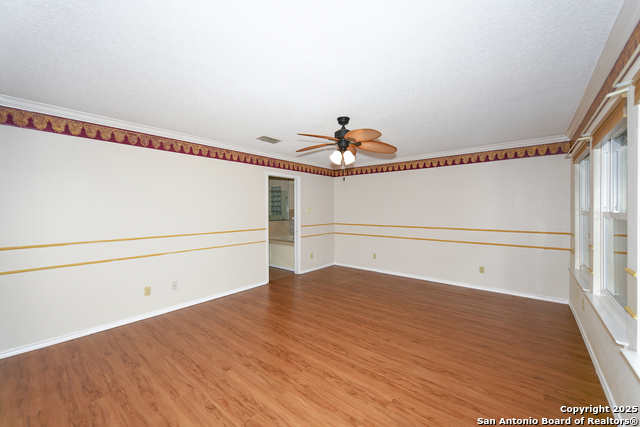 Image 18 of 36 For 14743 Oak Briar