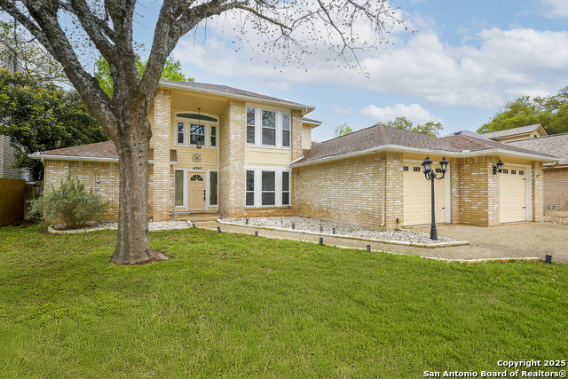 Image 2 of 36 For 14743 Oak Briar