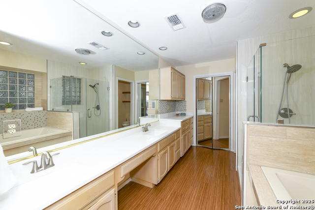 Image 20 of 36 For 14743 Oak Briar