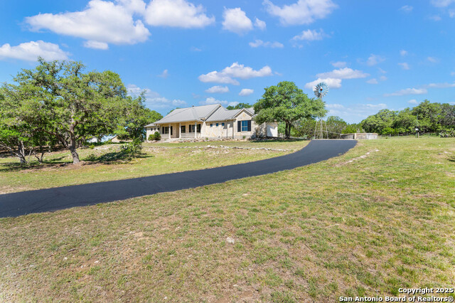 Image 2 of 38 For 202 Park Ridge