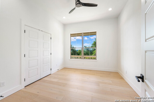 Image 22 of 38 For 202 Park Ridge