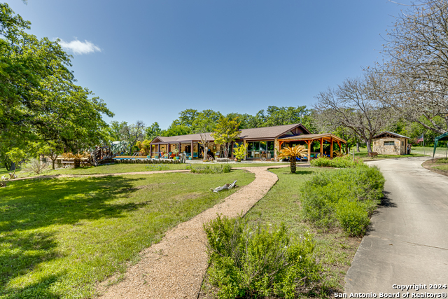 Details for 8651 Bindseil Ln, San Antonio, TX 78266