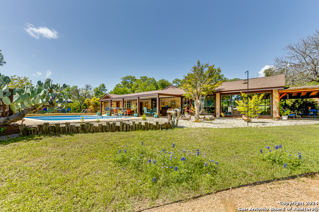 Image 3 of 50 For 8651 Bindseil Ln
