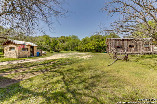 Image 31 of 50 For 8651 Bindseil Ln