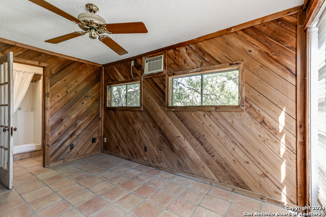 Image 34 of 50 For 8651 Bindseil Ln
