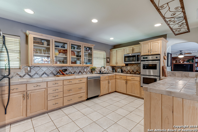 Image 7 of 50 For 8651 Bindseil Ln