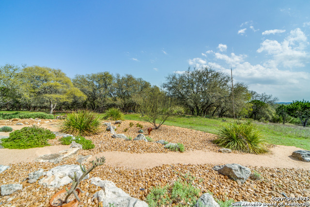 Listing photo id 26 for 116 Clear Spring