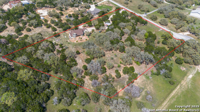 Listing photo id 31 for 116 Clear Spring
