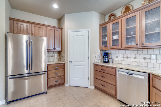 Listing photo id 7 for 116 Clear Spring