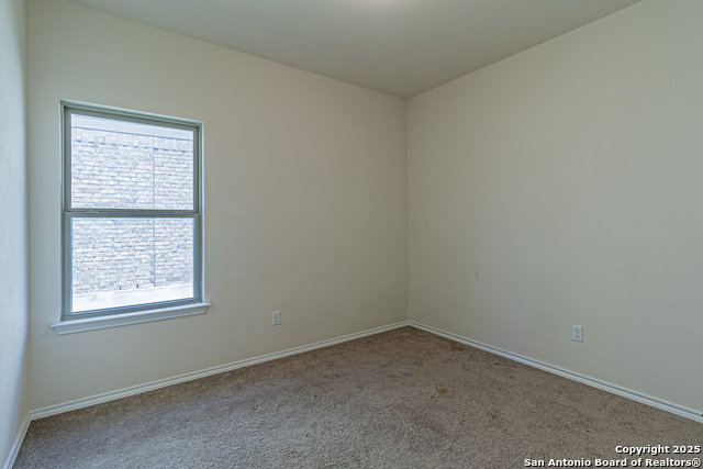 Image 9 of 38 For 2733 Barkey Spring
