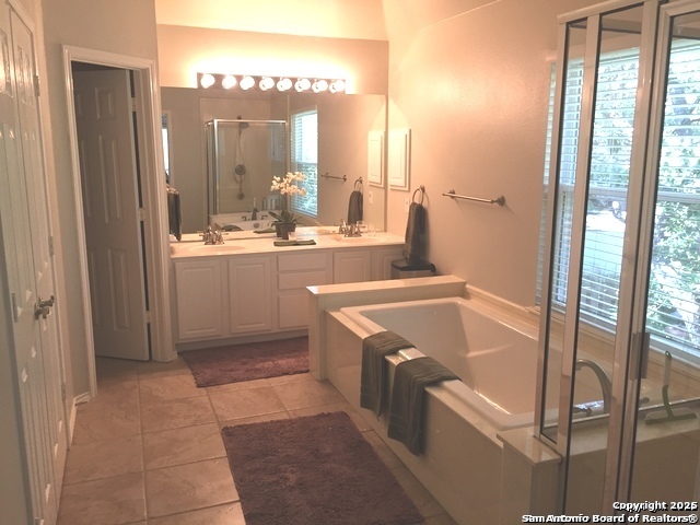 Image 6 of 8 For 8807 Warley Heights