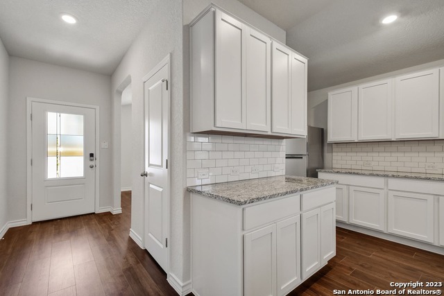 Image 11 of 25 For 13910 Trinity Cove