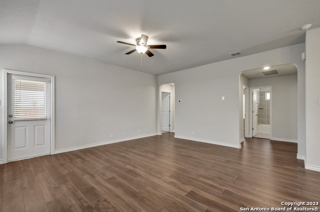 Image 5 of 25 For 13910 Trinity Cove