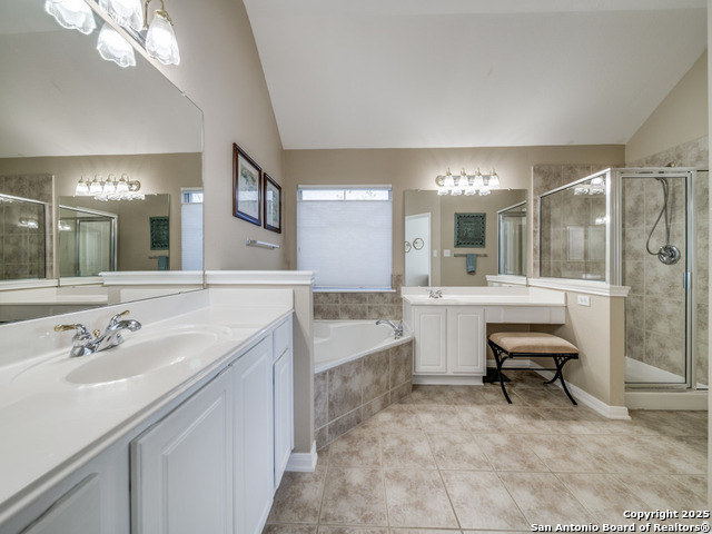 Image 20 of 28 For 2612 Foresthaven Dr.