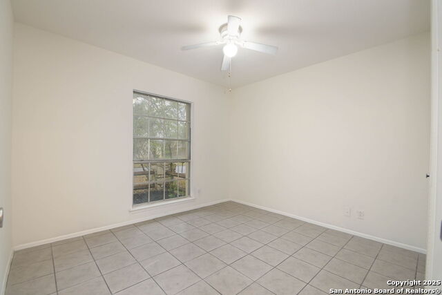 Image 17 of 25 For 8611 Tanbark Dr