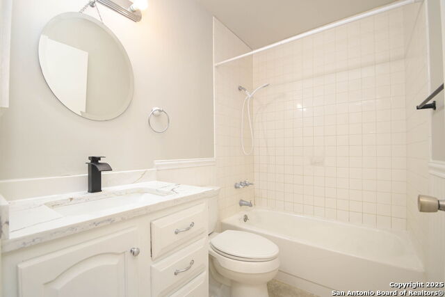 Image 19 of 25 For 8611 Tanbark Dr
