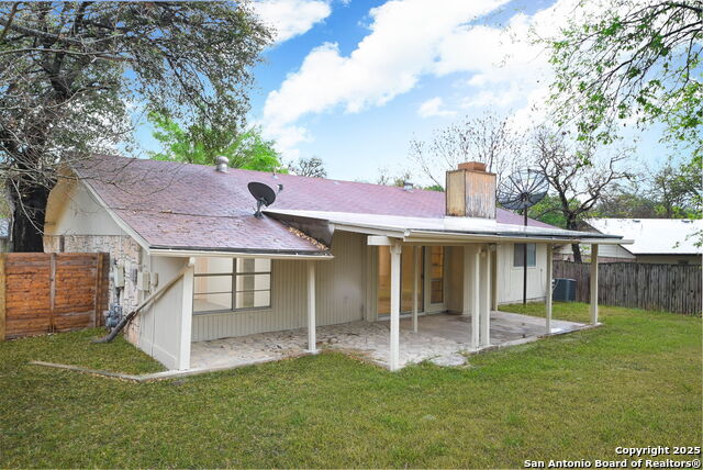 Image 24 of 25 For 8611 Tanbark Dr