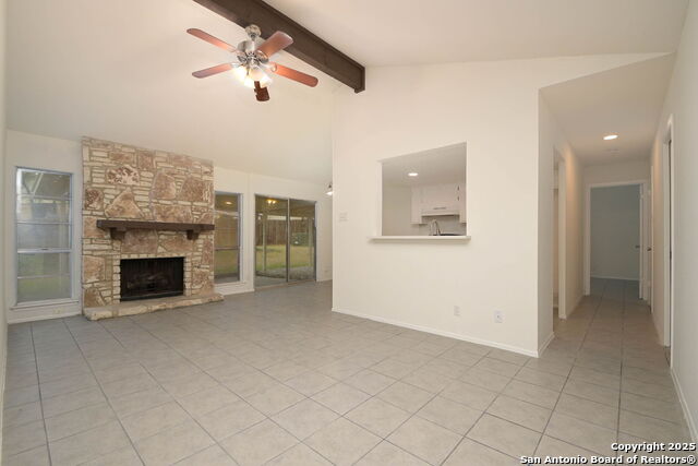 Image 7 of 25 For 8611 Tanbark Dr