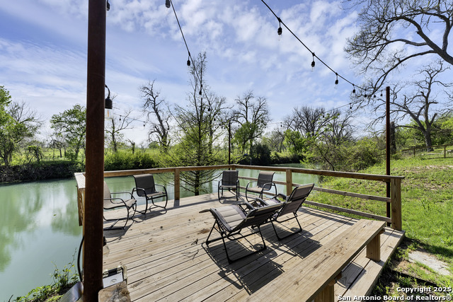 Details for 105 River Rd Nw, Martindale, TX 78655