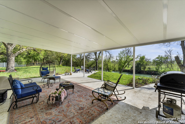 Image 12 of 68 For 105 River Rd Nw