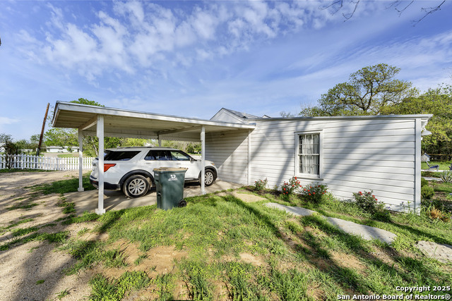 Image 20 of 68 For 105 River Rd Nw