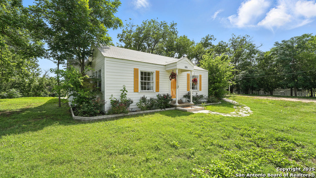 Image 29 of 68 For 105 River Rd Nw