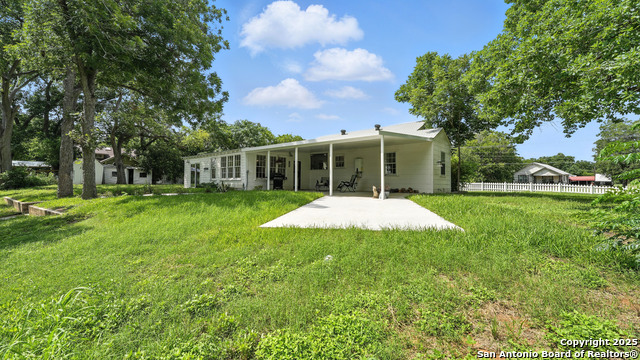 Image 30 of 68 For 105 River Rd Nw