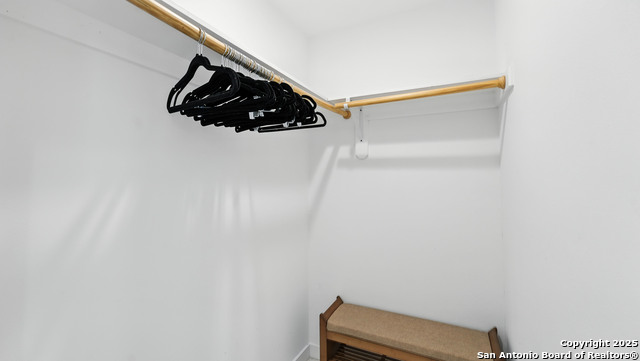 Image 38 of 68 For 105 River Rd Nw