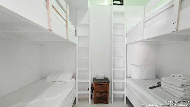 Image 53 of 68 For 105 River Rd Nw