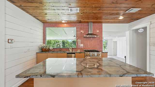 Image 59 of 68 For 105 River Rd Nw