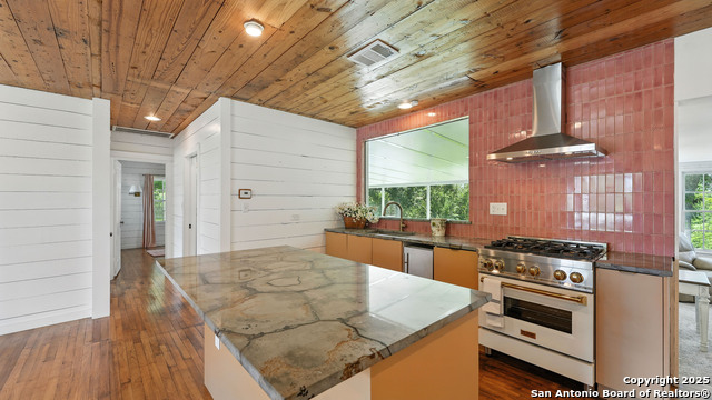 Image 60 of 68 For 105 River Rd Nw