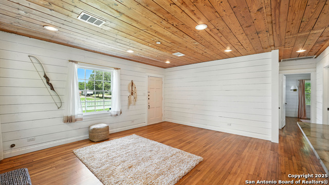 Image 64 of 68 For 105 River Rd Nw