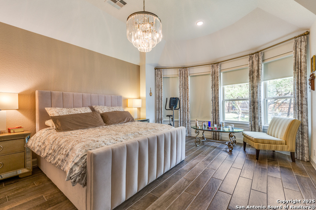 Image 20 of 41 For 24502 Emilia Way