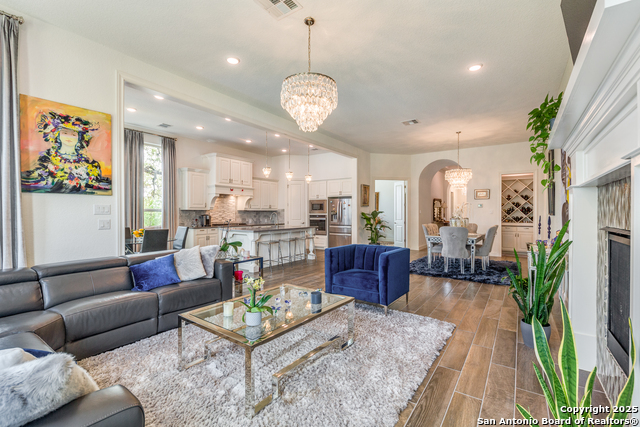 Image 7 of 41 For 24502 Emilia Way