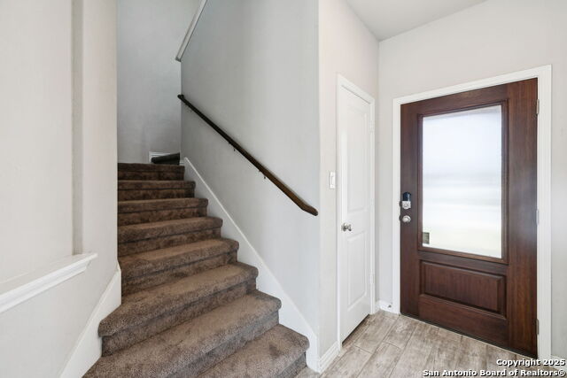 Image 17 of 103 For 13850 Cohan Way
