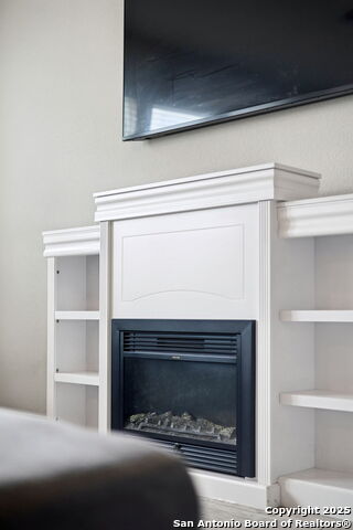 Image 56 of 103 For 13850 Cohan Way