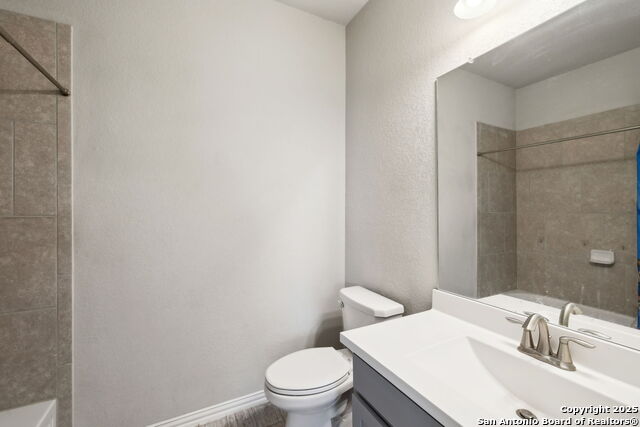 Image 84 of 103 For 13850 Cohan Way