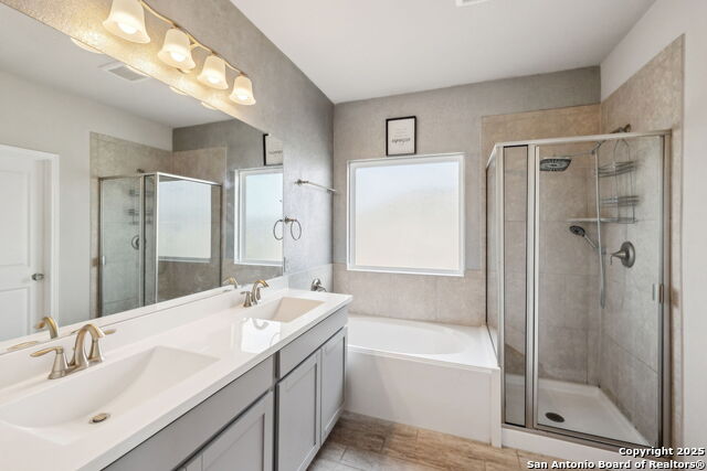 Image 88 of 103 For 13850 Cohan Way