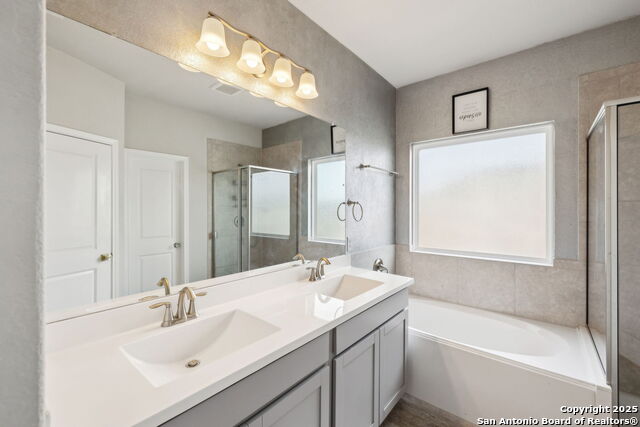 Image 89 of 103 For 13850 Cohan Way