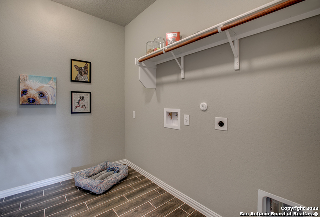 Image 25 of 32 For 1265 Fox Wing Way