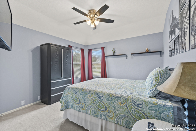 Listing photo id 28 for 8226 Setting Moon