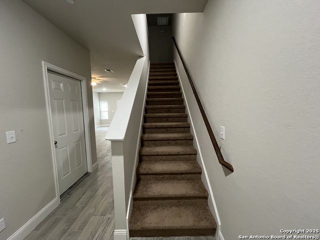 Image 11 of 27 For 7409 Savannah Brooks