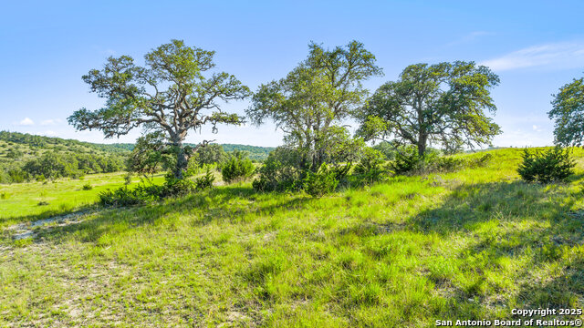 Image 17 of 40 For 4747 Flat Creek